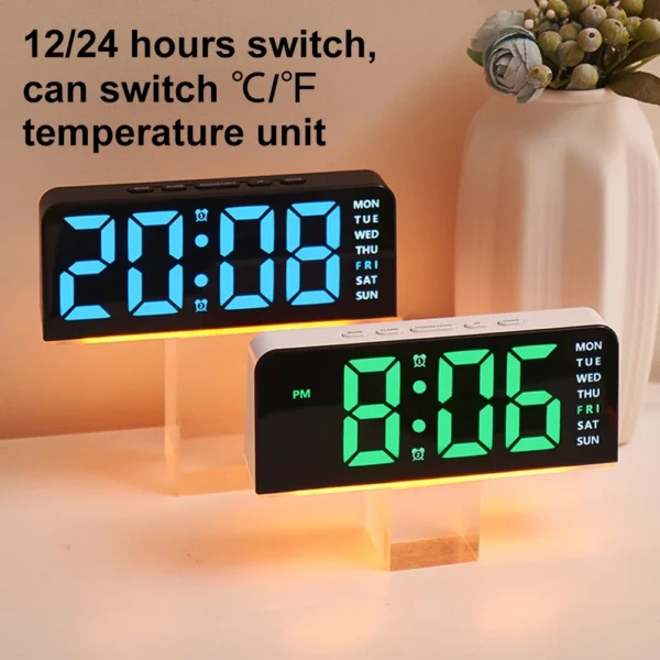 cn-11134207-820l4-mey1yuvqd81x16.webp Random LED Digital Alarm Clock