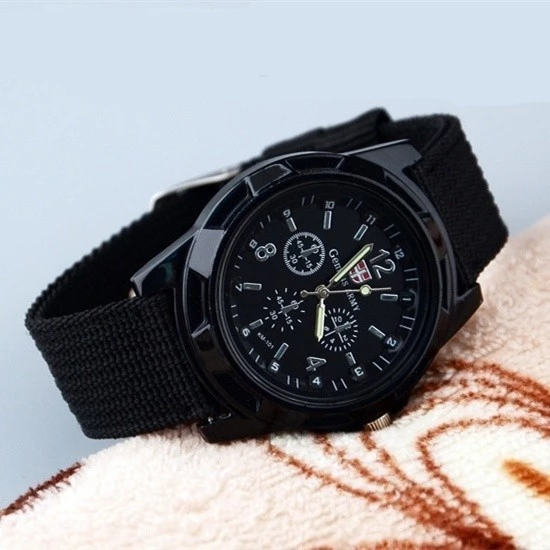 Random Men Military Sports Quartz Watch